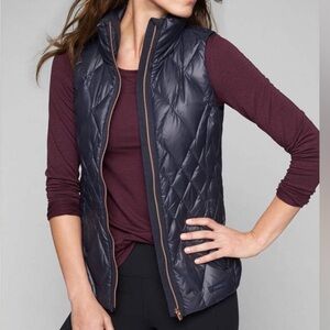 Athleta puffer quilted navy blue Vest